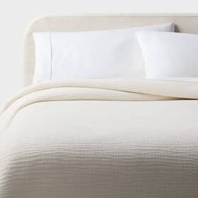 94816273 Threshold King Matelasse Gauze Quilt Ivory -