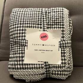 Tommy Hilfiger 199165018330 Modern Check King Quilt With Shams Comforter-bedspread. New