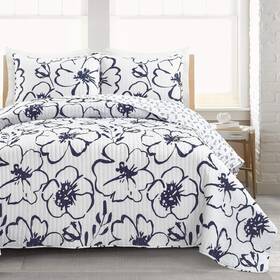 16t005521 Triangle Home Fashions Scandinavian Floral 3 Piece Quilt Set Full/queen Navy And White