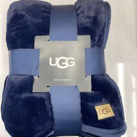 Ugg 008889024827 Coco Throw 50 Inch X70 Navy Blue New