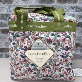 Vera Bradley 191315915308 3-piece Printed Microfiber Lightweight Quilt Set King Heart Floral