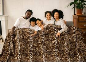 Tb-leopard-yellow-120 Vessia Leopard Printed 120x120 Inch Classic Leopard-black And Yellow