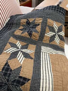 99003 Victorian Heart Beautiful Warm Navy Cream Camel Reversible Cal King Spread Vhc 1 Large Sham