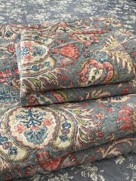 18442 Waverly 3 Piece Quilt Set Paisley Reversible King Size