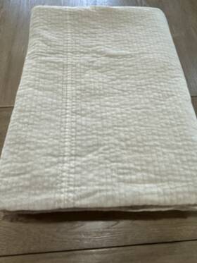 3766211 West Elm Washed Velvet Cotton King Coverlet Cal Sand