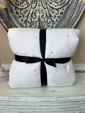 4379181 West Elm Organic Washed Cotton Full/queen Quilt White Nwot Open Box