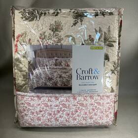 White 887909116946 Croft And Barrow Red Floral Reversible Cotton Quilt Sarah/bouquet