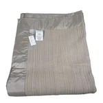 Yves Delorme Paris Luxury Silk Border Minerva Pierre Quilted Blanket Size Twin. Fixed Price $319.99.