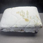 Yves Delorme Paris Pollen Bedcover 98 X. Fixed Price $350.00.