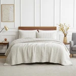 Palassio King Beige Cotton Quilt Set With Shams Lightweight Bedding. Fixed Price $94.18.