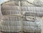 Pottery Barn Kids Starla Ice Castle (fairyland) Blue (multi) Quilt - Twin New. Fixed Price $69.99.