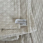 Peacock Alley 1 Twin Matelasse 3 Panel Natural Bed Skirt Alyssatailored Portugal. Fixed Price $75.00.