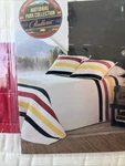 Pendleton Glacier Park Full/queen Set 1 Quilt + 2 Shams National Collection. Fixed Price $180.00.