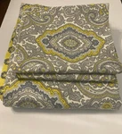 Revman International King Size Duvet Cover And 2 Shams. Fixed Price $90.00.
