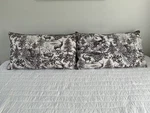 Pottery Barn Set Of 2 Alpine Toile Reversible Comforter Quilted King Shams Deer. Fixed Price $79.00.