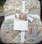 Levtex Kasey Damask Reversible Quilt Set Size Twin New. Fixed Price $88.00.