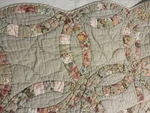 Victorian Heart Quilt King Patchwork Lasting Impressions Double Wedding Ring. Fixed Price $95.00.