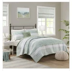 Madison Park Evian 4 Piece Seersucker Quilt Set With Throw Pillow Queen. Fixed Price $34.95.