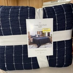 King Yarn Dye Crinkle Grid Quilt Navy Blue/ivory - Threshold: Cotton Percale. Fixed Price $45.00.
