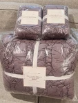 New Pottery Barn Teen Recycled Trellis Microfiber Full/queen Quilt & Shams, Fig. Fixed Price $249.95.
