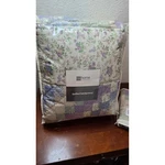 New Jcpenney Home Priscilla Quilted Bedspread Twin Purple Floral Patchwork Set. Fixed Price $50.00.