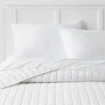 Full/queen Jersey Quilt White - Room Essentials. Fixed Price $18.99.
