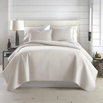 Bedding Set, Quilted Coverlet Spread California Kings, Luxury. Fixed Price $107.99.