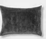 Threshold Heathered Flannel Faux Fur Quilt Standard Sham Gray Reversible Nwop. Fixed Price $16.14.