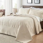 Oversized King Bedspread 132X120 Extra Wide Piece Alaska Quilt Set. Fixed Price $123.95.