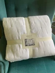 Nwt Southern Living Heirloom Linen Quilt White King. Fixed Price $134.10.