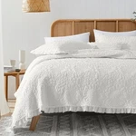 Horimote Home Queen Quilt 3 Piece Set Reversible Bedspread Pillow Shams. Fixed Price $89.99.