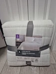 Hometrends 3-PIECE Pick Stitch White Color King Size Quilt Set. 100% Polyester. Fixed Price $75.99.