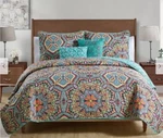 Vcny Home Reversible Quilt Set King Yara Medallion 2 Pillows Shams 5 Pc. Fixed Price $20.13.