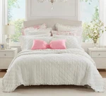 Armoire Collection Full/queen Ruffle Quilt, New. Fixed Price $54.99.