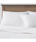 Threshold Quilt Modern Diamond Stitch Oeko-tex, White, Twin/twin Extra Long. Fixed Price $60.00.