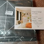 Original Design Geometric Duvet Cover & 2 Pillowcases Queen Grey/white New. Fixed Price $25.00.