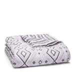 John Robshaw Ginah Geometric Stripes Violet Amethyst Twin Quilt Coverlet Blanket. Fixed Price $269.00.