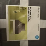 Room Essentials Satin Quilted Full/queen Gray Solid 90X90 Machine Washable. Fixed Price $12.00.