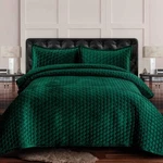 Quilt Set Queen Size 3 Piece Velvet Emerald Green 260GSM Tribeca Living Lugano. Fixed Price $124.99.