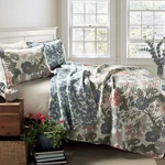 Quilt Set King Cotton Reversible 3 Piece Sydney Green Blue Lush Decor Bedding. Fixed Price $129.99.