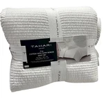 Tahari King Cotton With Satin Border White Quilt Set 106 X92. Fixed Price $159.00.