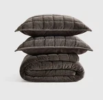 Quince Full Queen Cotton Velvet Quilt Set Greystone 2 King Shams Nwot Open Box. Fixed Price $148.59.