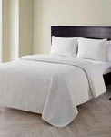 Vcny Home Caroline Floral Embossed Piece 3 Full/queen Quilt Set. Fixed Price $36.88.