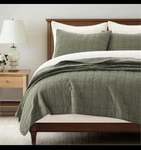 Evergracehome 100% Cotton Box Stitch Quilt Bedding Set King Size 3 Pieces New. Fixed Price $60.00.
