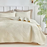 Warmdern Ultrasonic Cream White Velvet Quilt Set Queen Size, Geometric Textur.... Fixed Price $81.88.