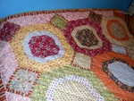 Mainstay Eight Sided Print Queen /full 84"L X 82 W Nicely Machine Quilted. Fixed Price $30.00.