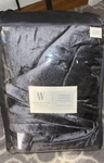 Wamsutta Kenton Coverlet, ( Full/queen ) Gray New. Fixed Price $55.00.