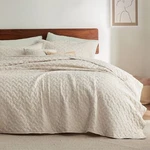 Bedsure King Size Quilt Set - Lightweight Summer Beige Bedspread.... Fixed Price $64.59.