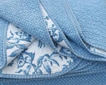 Laura Ashley King Blue & White Toile Floral Quilt Cottagecore Coastal Bedding. Fixed Price $59.00.