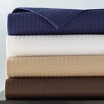 Hudson Park Collection Mini Grid Quilted Coverlet $250 Tan Size Twin Nwt. Fixed Price $99.00.